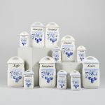 486926 Spice jars